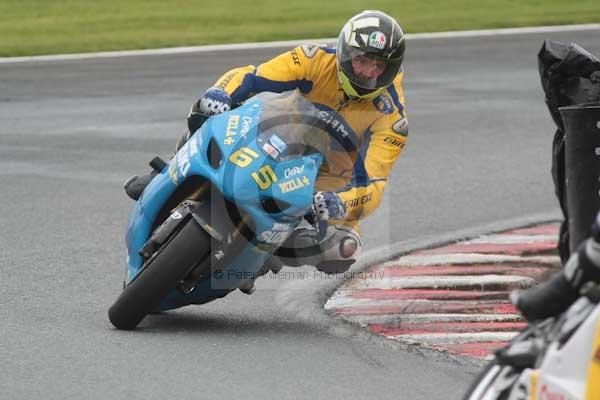Motorcycle action photographs;Trackday digital images;event digital images;eventdigitalimages;no limits trackday;oulton park;oulton park circuit cheshire;oulton park photographs;peter wileman photography;trackday;trackday photos