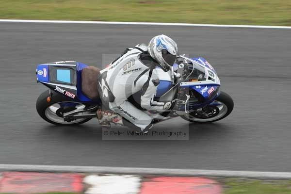 Motorcycle action photographs;Trackday digital images;event digital images;eventdigitalimages;no limits trackday;oulton park;oulton park circuit cheshire;oulton park photographs;peter wileman photography;trackday;trackday photos