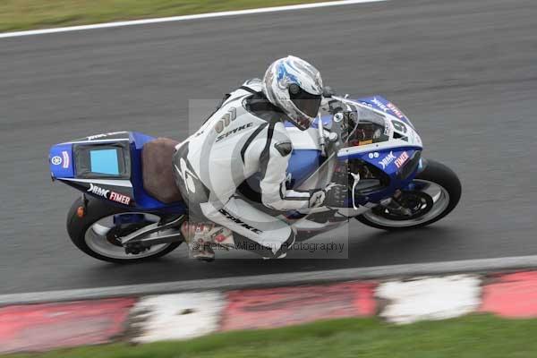 Motorcycle action photographs;Trackday digital images;event digital images;eventdigitalimages;no limits trackday;oulton park;oulton park circuit cheshire;oulton park photographs;peter wileman photography;trackday;trackday photos