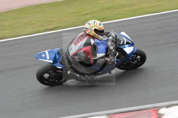 Motorcycle action photographs;Trackday digital images;event digital images;eventdigitalimages;no limits trackday;oulton park;oulton park circuit cheshire;oulton park photographs;peter wileman photography;trackday;trackday photos