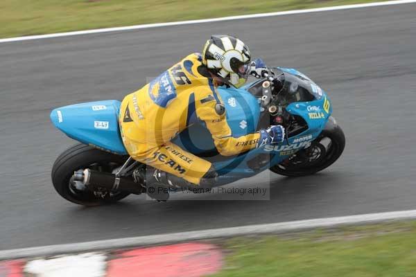 Motorcycle action photographs;Trackday digital images;event digital images;eventdigitalimages;no limits trackday;oulton park;oulton park circuit cheshire;oulton park photographs;peter wileman photography;trackday;trackday photos