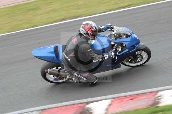 Motorcycle action photographs;Trackday digital images;event digital images;eventdigitalimages;no limits trackday;oulton park;oulton park circuit cheshire;oulton park photographs;peter wileman photography;trackday;trackday photos