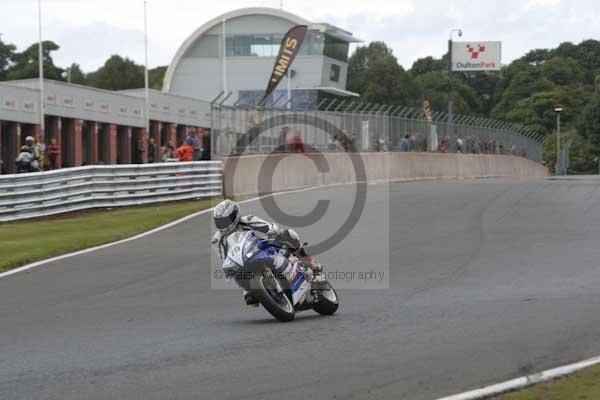 Motorcycle action photographs;Trackday digital images;event digital images;eventdigitalimages;no limits trackday;oulton park;oulton park circuit cheshire;oulton park photographs;peter wileman photography;trackday;trackday photos