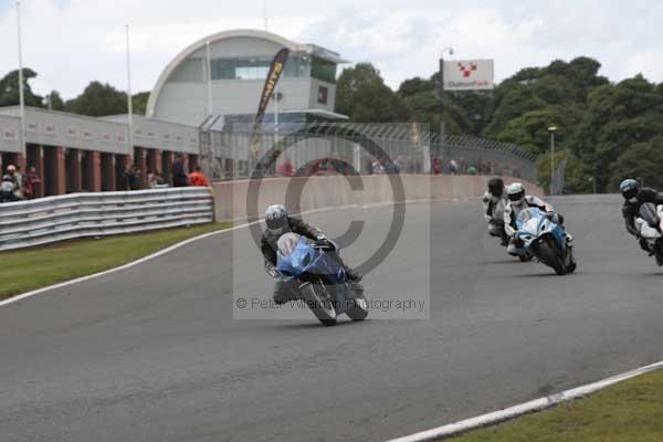 Motorcycle action photographs;Trackday digital images;event digital images;eventdigitalimages;no limits trackday;oulton park;oulton park circuit cheshire;oulton park photographs;peter wileman photography;trackday;trackday photos