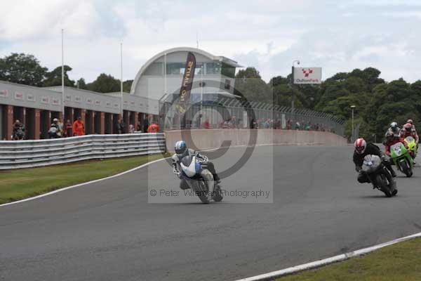 Motorcycle action photographs;Trackday digital images;event digital images;eventdigitalimages;no limits trackday;oulton park;oulton park circuit cheshire;oulton park photographs;peter wileman photography;trackday;trackday photos