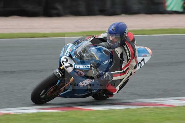 Motorcycle action photographs;Trackday digital images;event digital images;eventdigitalimages;no limits trackday;oulton park;oulton park circuit cheshire;oulton park photographs;peter wileman photography;trackday;trackday photos