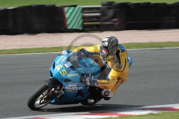 Motorcycle action photographs;Trackday digital images;event digital images;eventdigitalimages;no limits trackday;oulton park;oulton park circuit cheshire;oulton park photographs;peter wileman photography;trackday;trackday photos