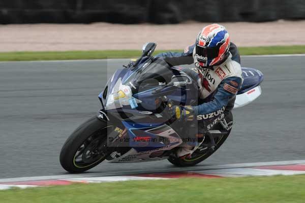Motorcycle action photographs;Trackday digital images;event digital images;eventdigitalimages;no limits trackday;oulton park;oulton park circuit cheshire;oulton park photographs;peter wileman photography;trackday;trackday photos