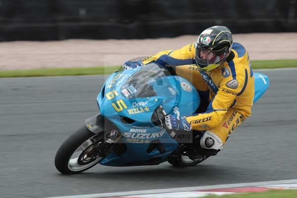 Motorcycle action photographs;Trackday digital images;event digital images;eventdigitalimages;no limits trackday;oulton park;oulton park circuit cheshire;oulton park photographs;peter wileman photography;trackday;trackday photos