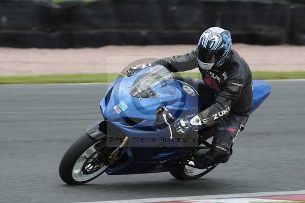 Motorcycle action photographs;Trackday digital images;event digital images;eventdigitalimages;no limits trackday;oulton park;oulton park circuit cheshire;oulton park photographs;peter wileman photography;trackday;trackday photos