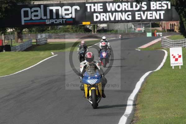 Motorcycle action photographs;Trackday digital images;event digital images;eventdigitalimages;no limits trackday;oulton park;oulton park circuit cheshire;oulton park photographs;peter wileman photography;trackday;trackday photos