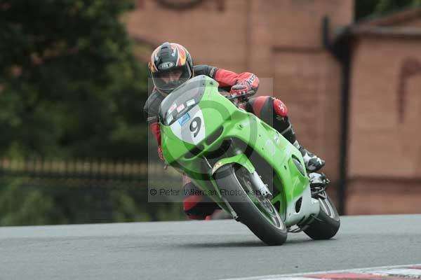 Motorcycle action photographs;Trackday digital images;event digital images;eventdigitalimages;no limits trackday;oulton park;oulton park circuit cheshire;oulton park photographs;peter wileman photography;trackday;trackday photos