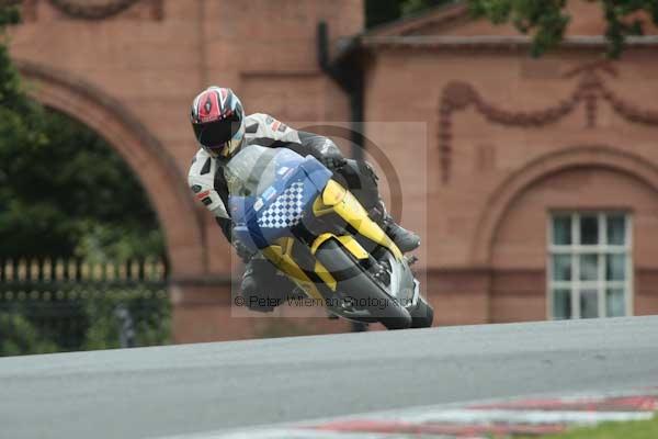 Motorcycle action photographs;Trackday digital images;event digital images;eventdigitalimages;no limits trackday;oulton park;oulton park circuit cheshire;oulton park photographs;peter wileman photography;trackday;trackday photos