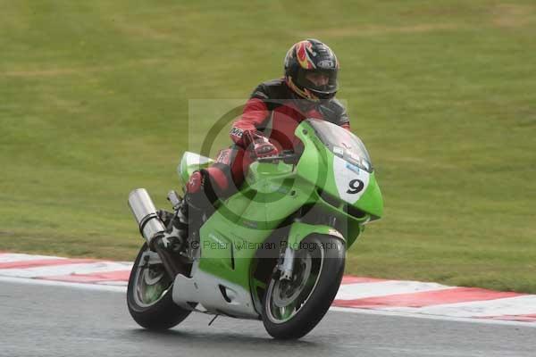 Motorcycle action photographs;Trackday digital images;event digital images;eventdigitalimages;no limits trackday;oulton park;oulton park circuit cheshire;oulton park photographs;peter wileman photography;trackday;trackday photos