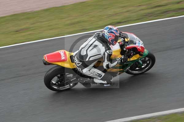 Motorcycle action photographs;Trackday digital images;event digital images;eventdigitalimages;no limits trackday;oulton park;oulton park circuit cheshire;oulton park photographs;peter wileman photography;trackday;trackday photos