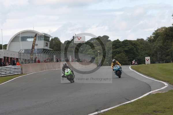 Motorcycle action photographs;Trackday digital images;event digital images;eventdigitalimages;no limits trackday;oulton park;oulton park circuit cheshire;oulton park photographs;peter wileman photography;trackday;trackday photos