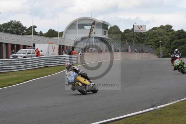 Motorcycle action photographs;Trackday digital images;event digital images;eventdigitalimages;no limits trackday;oulton park;oulton park circuit cheshire;oulton park photographs;peter wileman photography;trackday;trackday photos