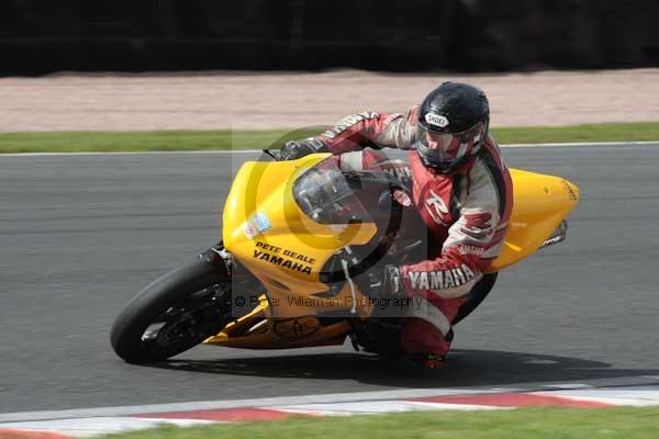 Motorcycle action photographs;Trackday digital images;event digital images;eventdigitalimages;no limits trackday;oulton park;oulton park circuit cheshire;oulton park photographs;peter wileman photography;trackday;trackday photos