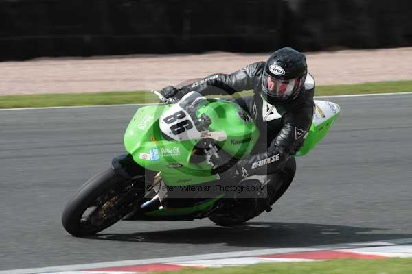 Motorcycle action photographs;Trackday digital images;event digital images;eventdigitalimages;no limits trackday;oulton park;oulton park circuit cheshire;oulton park photographs;peter wileman photography;trackday;trackday photos