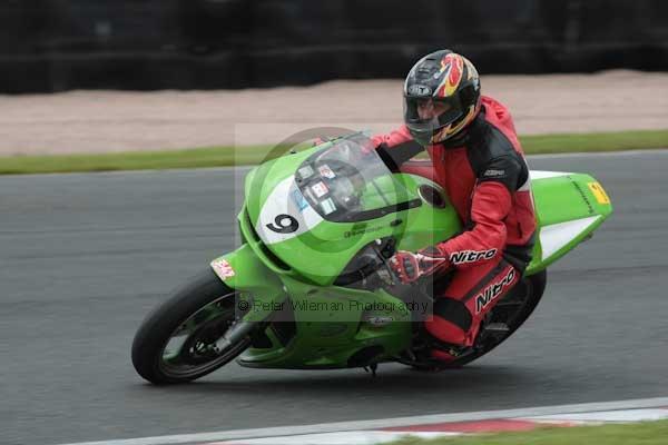 Motorcycle action photographs;Trackday digital images;event digital images;eventdigitalimages;no limits trackday;oulton park;oulton park circuit cheshire;oulton park photographs;peter wileman photography;trackday;trackday photos
