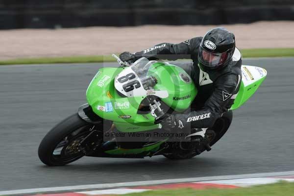 Motorcycle action photographs;Trackday digital images;event digital images;eventdigitalimages;no limits trackday;oulton park;oulton park circuit cheshire;oulton park photographs;peter wileman photography;trackday;trackday photos