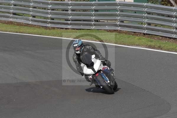 Motorcycle action photographs;Trackday digital images;event digital images;eventdigitalimages;no limits trackday;oulton park;oulton park circuit cheshire;oulton park photographs;peter wileman photography;trackday;trackday photos