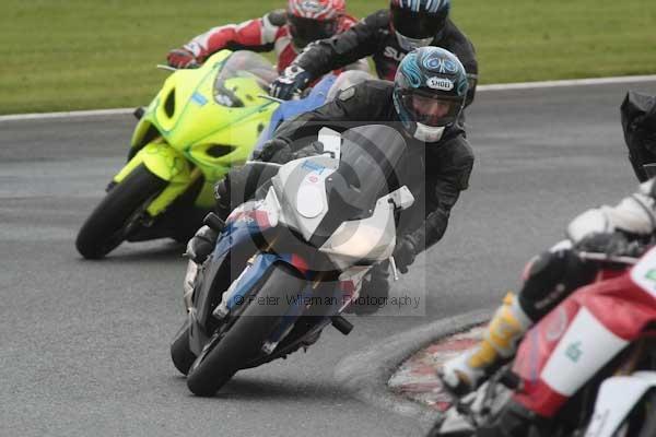 Motorcycle action photographs;Trackday digital images;event digital images;eventdigitalimages;no limits trackday;oulton park;oulton park circuit cheshire;oulton park photographs;peter wileman photography;trackday;trackday photos