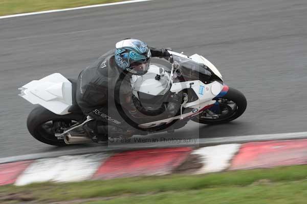 Motorcycle action photographs;Trackday digital images;event digital images;eventdigitalimages;no limits trackday;oulton park;oulton park circuit cheshire;oulton park photographs;peter wileman photography;trackday;trackday photos