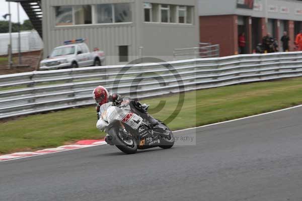 Motorcycle action photographs;Trackday digital images;event digital images;eventdigitalimages;no limits trackday;oulton park;oulton park circuit cheshire;oulton park photographs;peter wileman photography;trackday;trackday photos