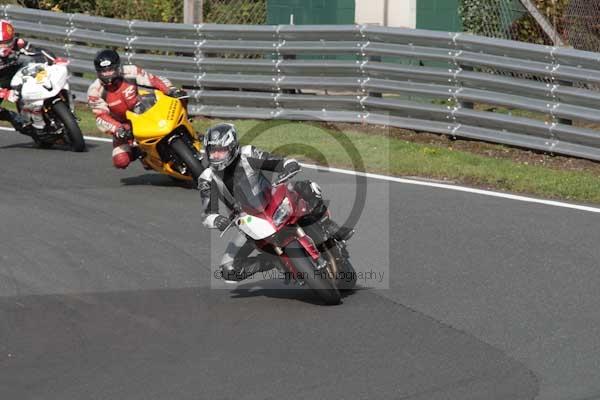 Motorcycle action photographs;Trackday digital images;event digital images;eventdigitalimages;no limits trackday;oulton park;oulton park circuit cheshire;oulton park photographs;peter wileman photography;trackday;trackday photos