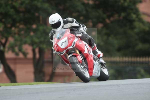 Motorcycle action photographs;Trackday digital images;event digital images;eventdigitalimages;no limits trackday;oulton park;oulton park circuit cheshire;oulton park photographs;peter wileman photography;trackday;trackday photos