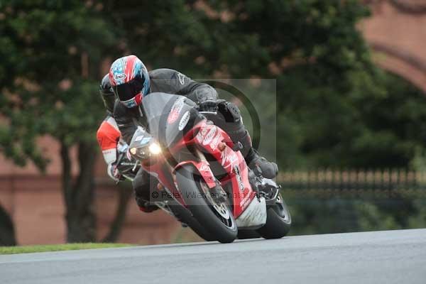 Motorcycle action photographs;Trackday digital images;event digital images;eventdigitalimages;no limits trackday;oulton park;oulton park circuit cheshire;oulton park photographs;peter wileman photography;trackday;trackday photos
