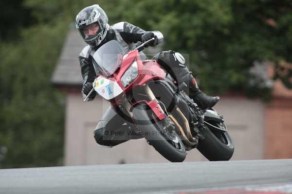 Motorcycle action photographs;Trackday digital images;event digital images;eventdigitalimages;no limits trackday;oulton park;oulton park circuit cheshire;oulton park photographs;peter wileman photography;trackday;trackday photos