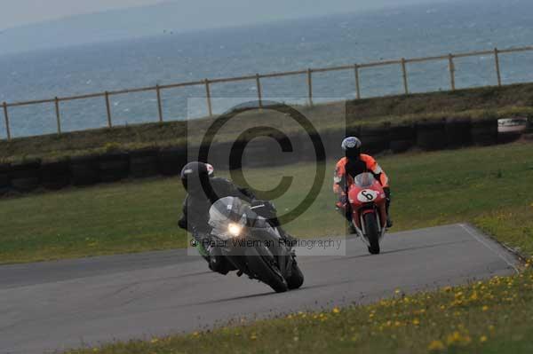 Motorcycle action photographs;Trackday digital images;Ty croes;anglesey;anglesey photographs;event digital images;eventdigitalimages;no limits trackday;peter wileman photography;trac mon;trackday;trackday photos