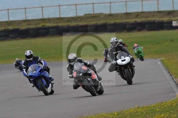 Motorcycle action photographs;Trackday digital images;Ty croes;anglesey;anglesey photographs;event digital images;eventdigitalimages;no limits trackday;peter wileman photography;trac mon;trackday;trackday photos