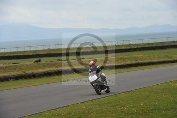 Motorcycle action photographs;Trackday digital images;Ty croes;anglesey;anglesey photographs;event digital images;eventdigitalimages;no limits trackday;peter wileman photography;trac mon;trackday;trackday photos