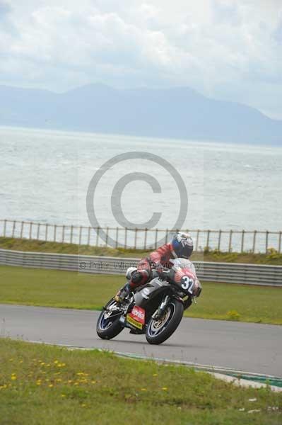 Motorcycle action photographs;Trackday digital images;Ty croes;anglesey;anglesey photographs;event digital images;eventdigitalimages;no limits trackday;peter wileman photography;trac mon;trackday;trackday photos
