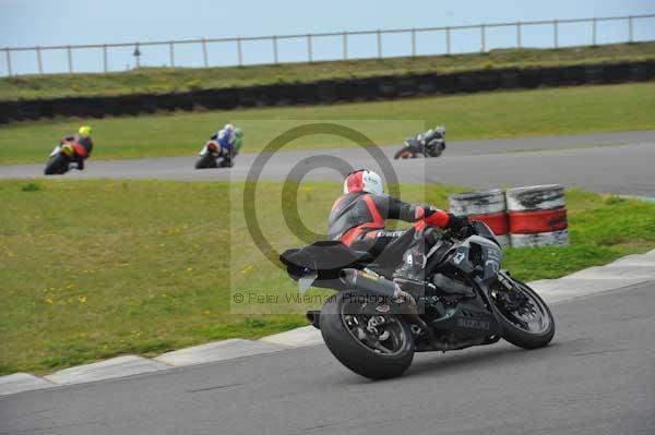 Motorcycle action photographs;Trackday digital images;Ty croes;anglesey;anglesey photographs;event digital images;eventdigitalimages;no limits trackday;peter wileman photography;trac mon;trackday;trackday photos