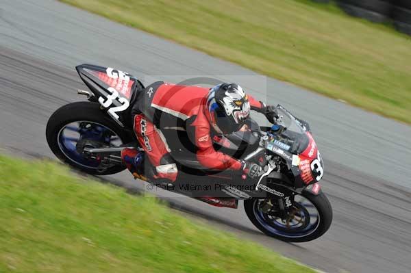 Motorcycle action photographs;Trackday digital images;Ty croes;anglesey;anglesey photographs;event digital images;eventdigitalimages;no limits trackday;peter wileman photography;trac mon;trackday;trackday photos