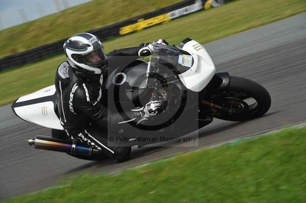 Motorcycle action photographs;Trackday digital images;Ty croes;anglesey;anglesey photographs;event digital images;eventdigitalimages;no limits trackday;peter wileman photography;trac mon;trackday;trackday photos