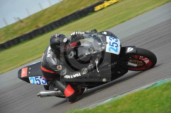 Motorcycle action photographs;Trackday digital images;Ty croes;anglesey;anglesey photographs;event digital images;eventdigitalimages;no limits trackday;peter wileman photography;trac mon;trackday;trackday photos