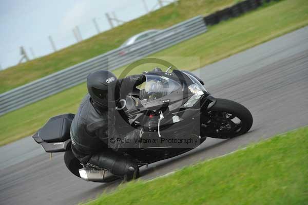 Motorcycle action photographs;Trackday digital images;Ty croes;anglesey;anglesey photographs;event digital images;eventdigitalimages;no limits trackday;peter wileman photography;trac mon;trackday;trackday photos