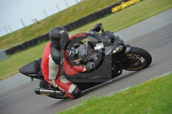 Motorcycle action photographs;Trackday digital images;Ty croes;anglesey;anglesey photographs;event digital images;eventdigitalimages;no limits trackday;peter wileman photography;trac mon;trackday;trackday photos