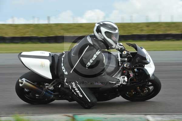 Motorcycle action photographs;Trackday digital images;Ty croes;anglesey;anglesey photographs;event digital images;eventdigitalimages;no limits trackday;peter wileman photography;trac mon;trackday;trackday photos