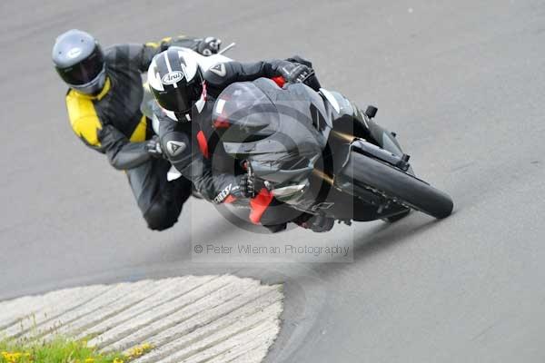 Motorcycle action photographs;Trackday digital images;Ty croes;anglesey;anglesey photographs;event digital images;eventdigitalimages;no limits trackday;peter wileman photography;trac mon;trackday;trackday photos