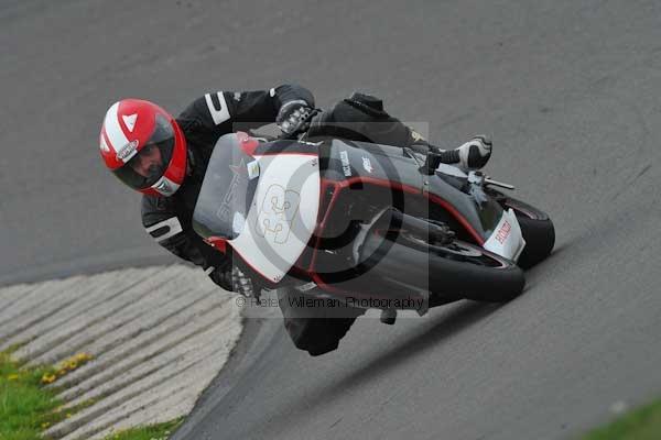 Motorcycle action photographs;Trackday digital images;Ty croes;anglesey;anglesey photographs;event digital images;eventdigitalimages;no limits trackday;peter wileman photography;trac mon;trackday;trackday photos