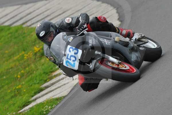 Motorcycle action photographs;Trackday digital images;Ty croes;anglesey;anglesey photographs;event digital images;eventdigitalimages;no limits trackday;peter wileman photography;trac mon;trackday;trackday photos