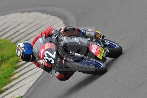 Motorcycle action photographs;Trackday digital images;Ty croes;anglesey;anglesey photographs;event digital images;eventdigitalimages;no limits trackday;peter wileman photography;trac mon;trackday;trackday photos