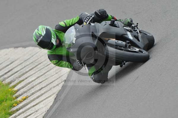 Motorcycle action photographs;Trackday digital images;Ty croes;anglesey;anglesey photographs;event digital images;eventdigitalimages;no limits trackday;peter wileman photography;trac mon;trackday;trackday photos