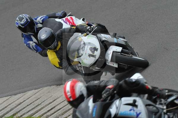 Motorcycle action photographs;Trackday digital images;Ty croes;anglesey;anglesey photographs;event digital images;eventdigitalimages;no limits trackday;peter wileman photography;trac mon;trackday;trackday photos